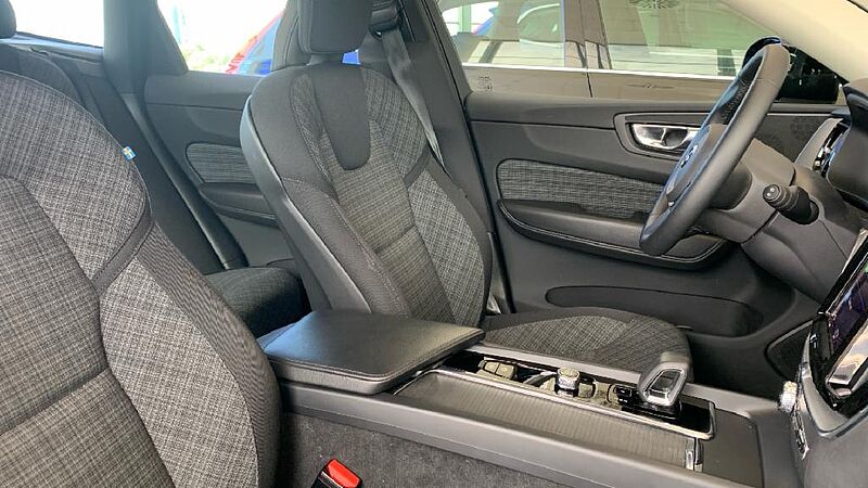 Volvo XC60 2.0 B4 D CORE AUTO 197 5P