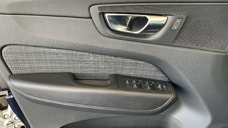 Volvo XC60 2.0 B4 D CORE AUTO 197 5P