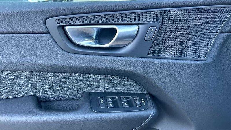 Volvo XC60 2.0 T6 RECHARGE CORE AUTO 4WD 350 5P