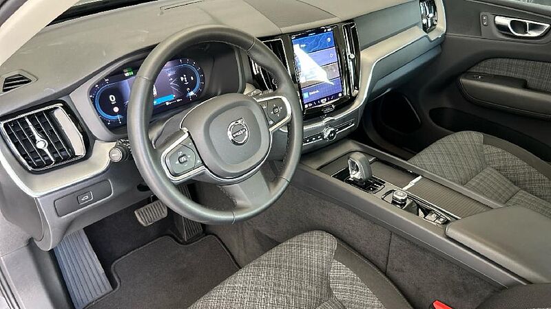 Volvo XC60 2.0 B4 G CORE AUTO 197 5P
