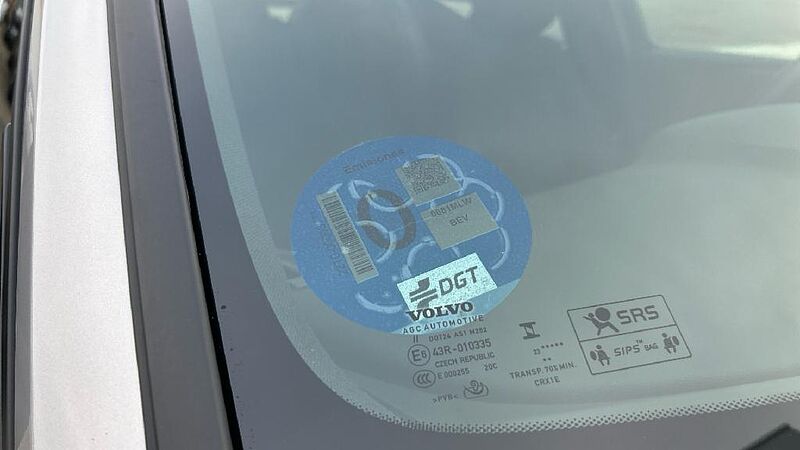 Volvo XC40 BEV 82KWH RECHARGE EXTENDED RANGE PLUS 252 5P