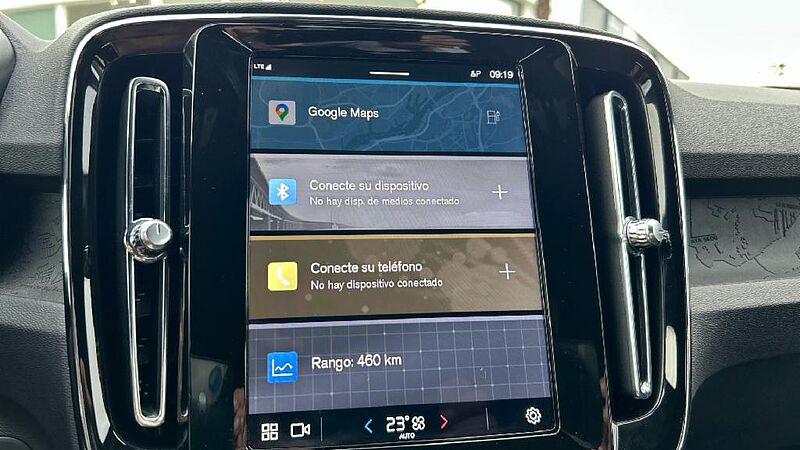 Volvo XC40 BEV 82KWH RECHARGE EXTENDED RANGE PLUS 252 5P