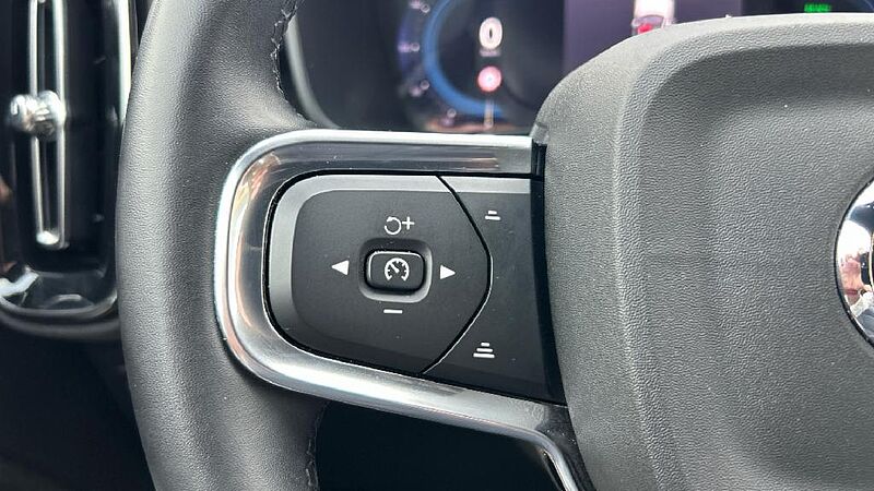 Volvo XC40 BEV 82KWH RECHARGE EXTENDED RANGE PLUS 252 5P