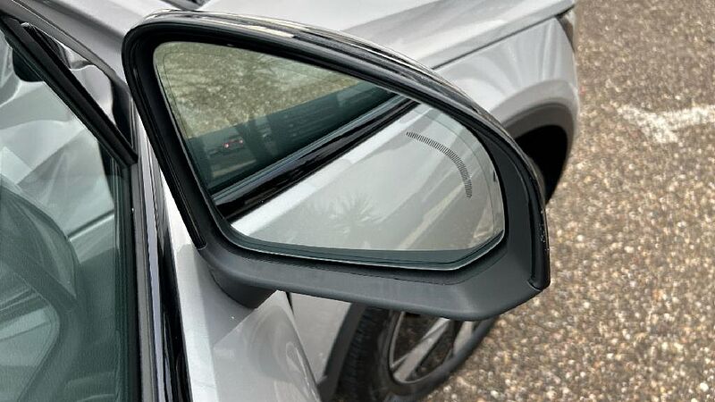 Volvo XC40 BEV 82KWH RECHARGE EXTENDED RANGE PLUS 252 5P