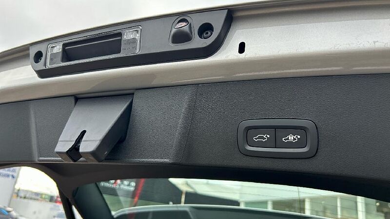 Volvo XC40 BEV 82KWH RECHARGE EXTENDED RANGE PLUS 252 5P