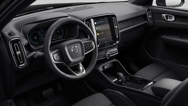 Volvo XC40 BEV 69KWH RECHARGE PLUS 238 5P