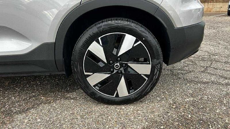Volvo XC40 BEV 82KWH RECHARGE EXTENDED RANGE PLUS 252 5P