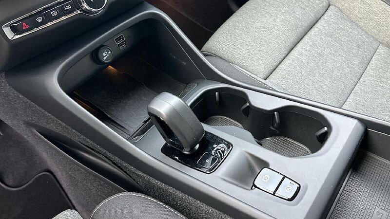Volvo XC40 XC40 Recharge Core, T4 Híbrido enchufable, Gasolina, Bright