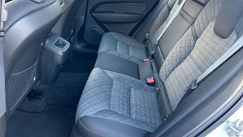 Volvo XC60 2.0 B4 D CORE AUTO 4WD 197 5P