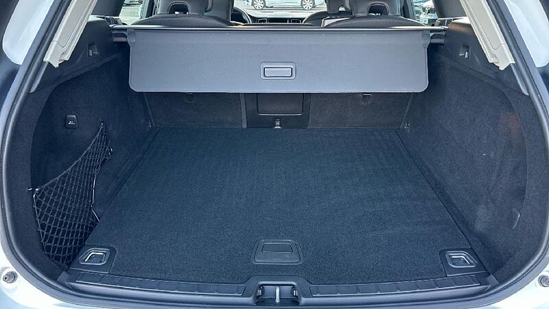 Volvo XC60 2.0 B4 D CORE AUTO 4WD 197 5P