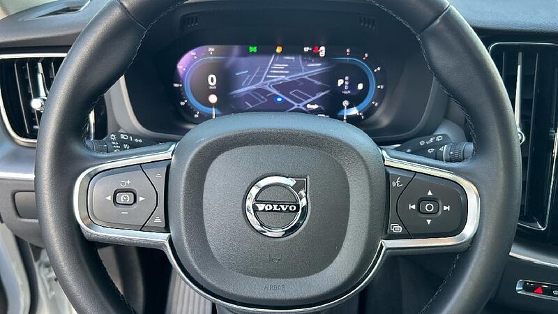 Volvo XC60 2.0 B4 D CORE AUTO 4WD 197 5P