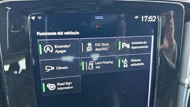 Volvo XC40 2.0 D3 BUSINESS PLUS 150 5P