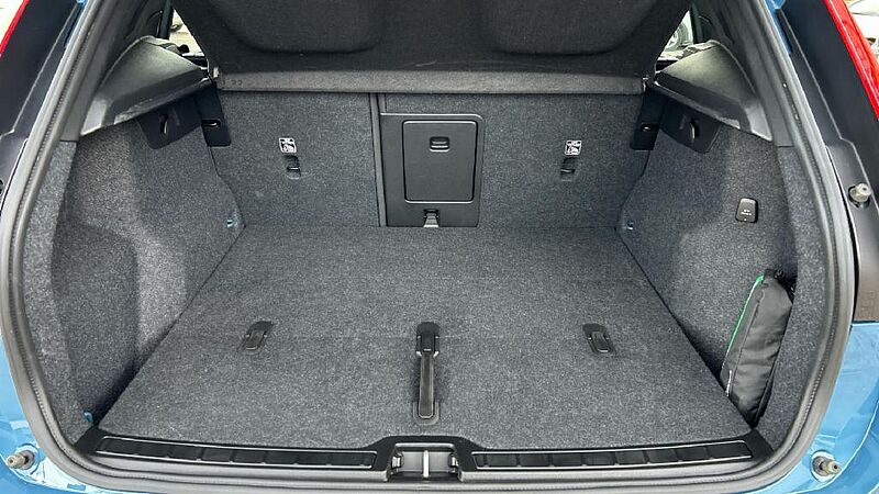 Volvo XC40 2.0 B3 CORE AUTO 163 5P