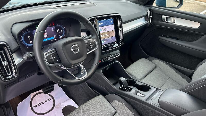 Volvo XC40 2.0 B3 CORE AUTO 163 5P