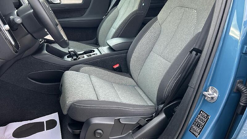 Volvo XC40 2.0 B3 CORE AUTO 163 5P