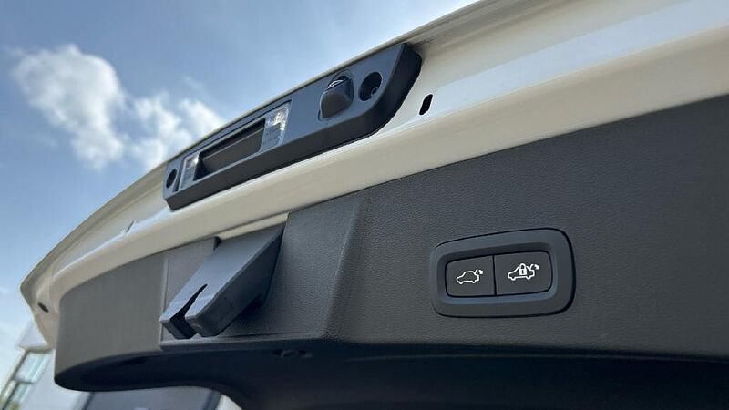 Volvo XC40 1.5 T5 R-DESIGN DCT 262 5P