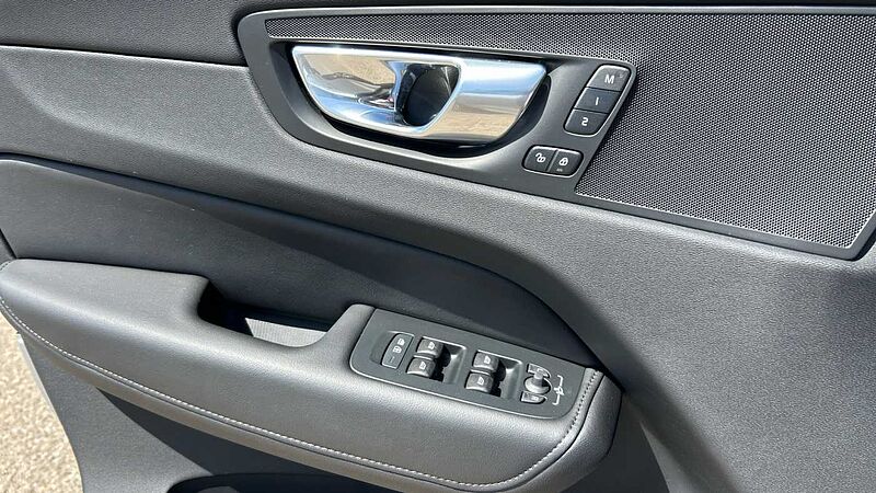 Volvo XC60 XC60 Plus, T6 AWD H&iacute;brido enchufable, El&eacute;ctrico/Gasolina, Dark