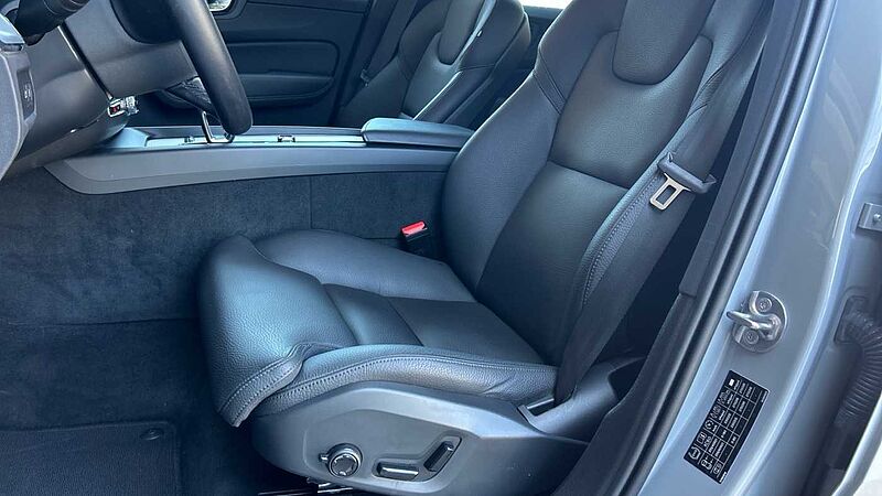 Volvo XC60 XC60 Ultra, T6 AWD H&iacute;brido enchufable, El&eacute;ctrico/Gasolina, Dark