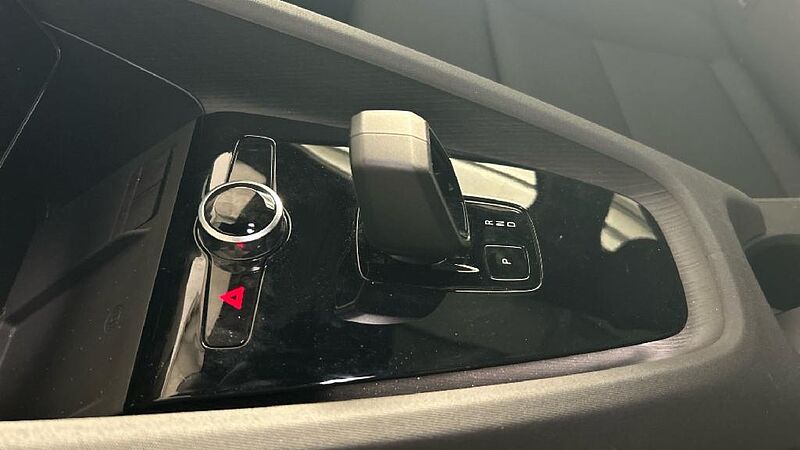 Polestar Polestar 2 69KWH SINGLE MOTOR STANDARD RANGE AUTO 231 5P