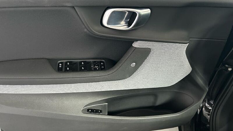 Polestar Polestar 2 69KWH SINGLE MOTOR STANDARD RANGE AUTO 231 5P