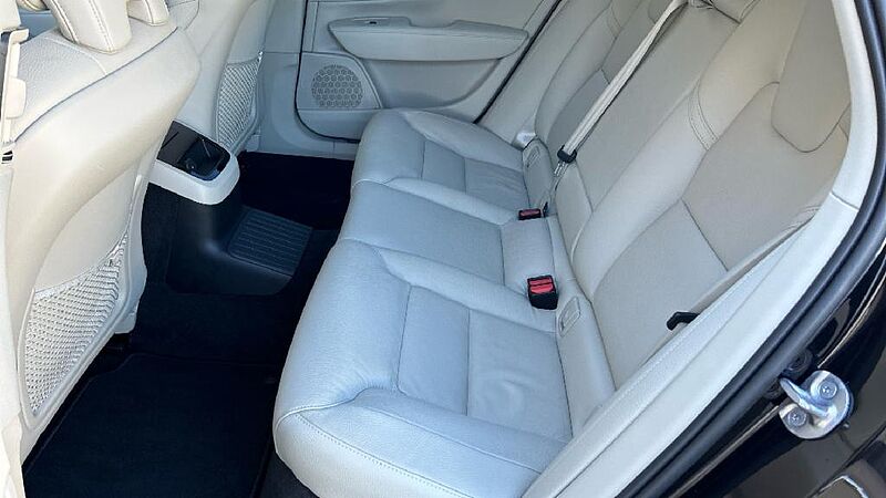 Volvo S90 2.0 T8 RECHARGE CORE BRIGHT 4WD AUTO 455 4P