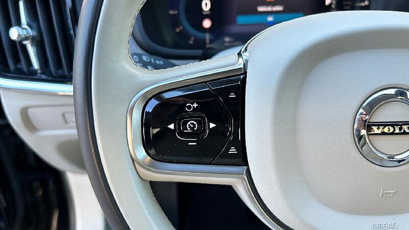 Volvo S90 2.0 T8 RECHARGE CORE BRIGHT 4WD AUTO 455 4P