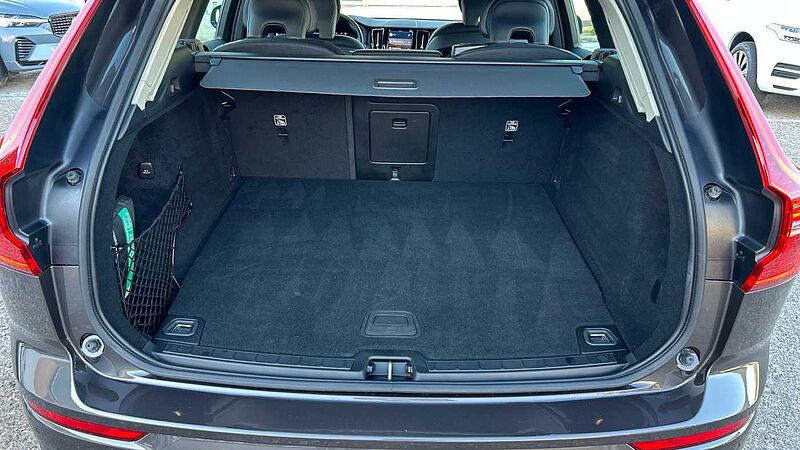 Volvo XC60 2.0 T6 RECHARGE CORE AUTO 4WD 350 5P
