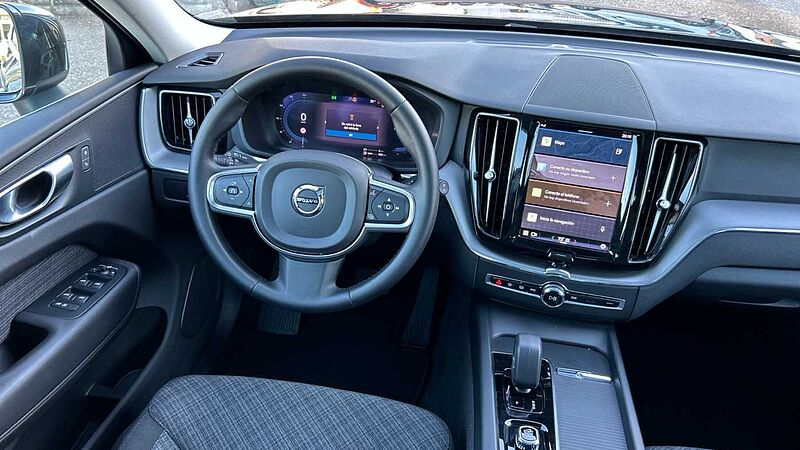 Volvo XC60 2.0 T6 RECHARGE CORE AUTO 4WD 350 5P