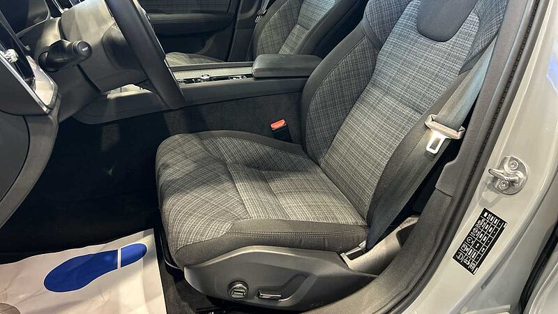 Volvo V60 2.0 B4 D CORE AUTO 197 5P