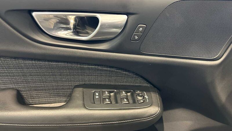 Volvo V60 2.0 B4 D CORE AUTO 197 5P