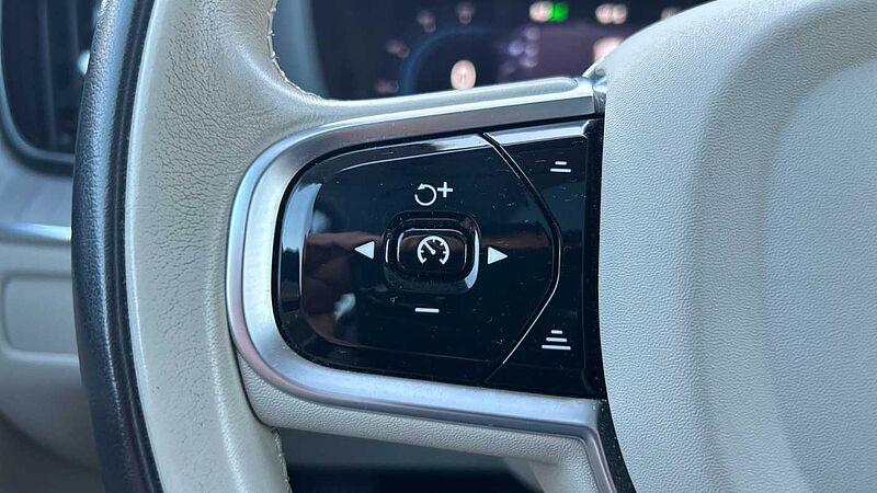 Volvo XC60 2.0 T6 RECHARGE PLUS BRIGHT AUTO 4WD 350 5P