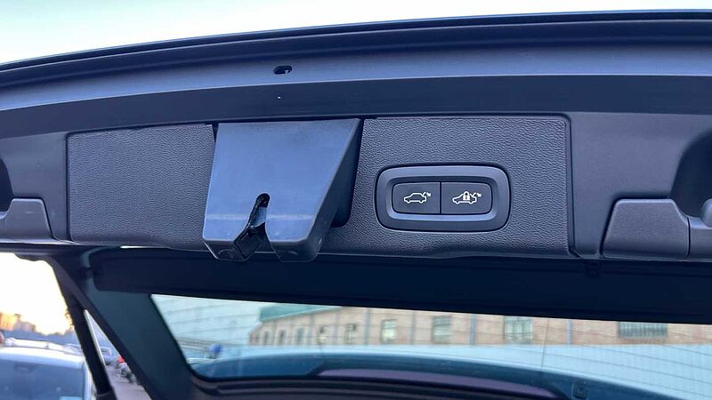 Volvo XC60 2.0 T6 RECHARGE PLUS BRIGHT AUTO 4WD 350 5P