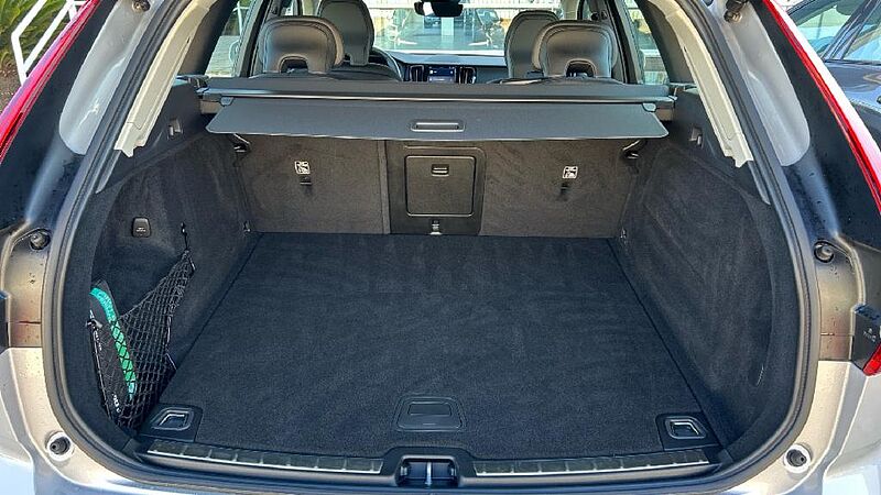 Volvo XC60 2.0 B4 D CORE AUTO 197 5P