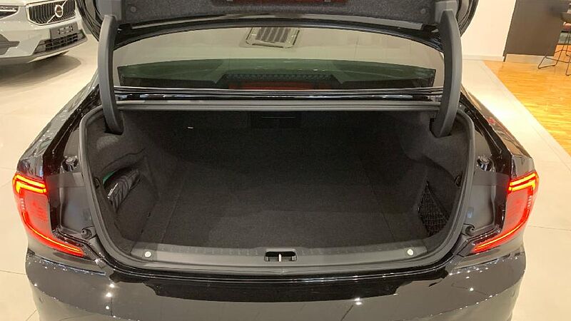 Volvo S90 2.0 B4 G PLUS BRIGHT AUTO 197 4P