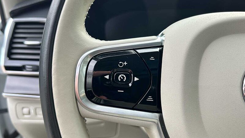 Volvo XC90 2.0 T8 INSCRIPTION 4WD AUTO 400 5P 7 Plazas