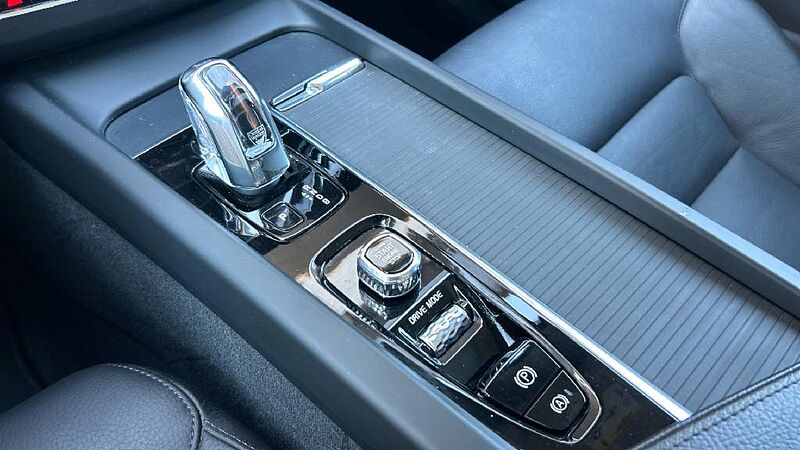 Volvo XC60 XC60 T8 Twin Momentum Automático