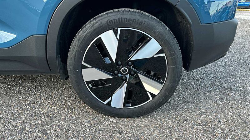 Volvo XC40 Core Recharge Electrico Puro