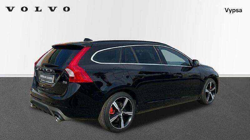 Volvo V60 2.0 D2 R-DESIGN MOMENTUM 120 5P