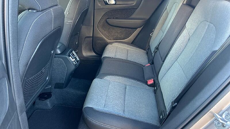 Volvo XC40 XC40 Core, T2 manual, Gasolina