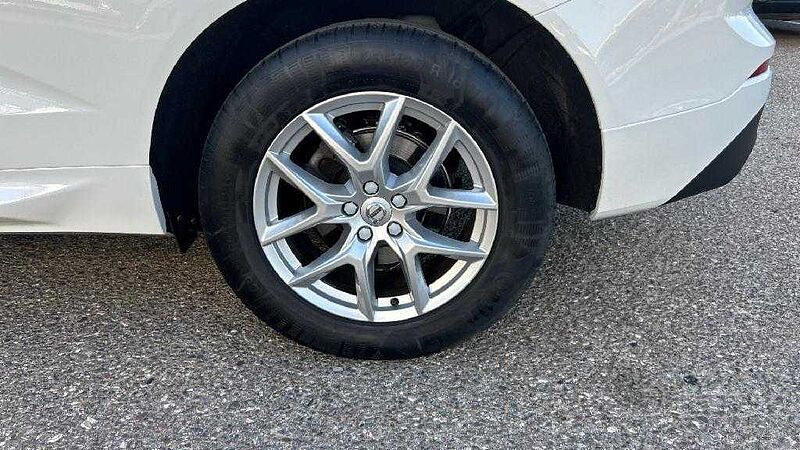 Volvo XC60 2.0 D4 BUSINESS PLUS AUTO 190 5P