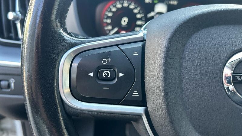 Volvo XC60 2.0 D4 BUSINESS PLUS AUTO 190 5P