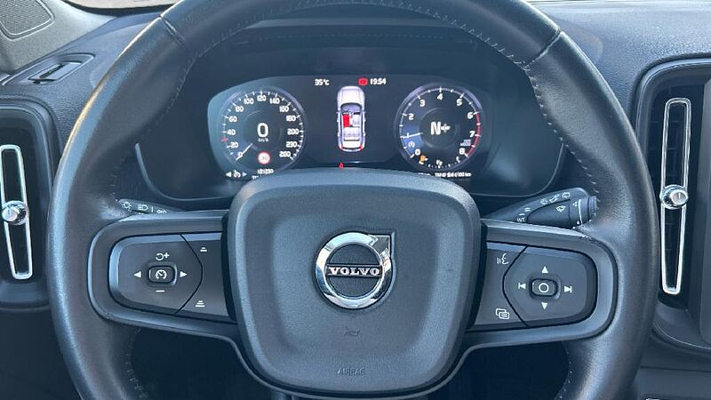 Volvo XC40 1.5 T3 156 5P