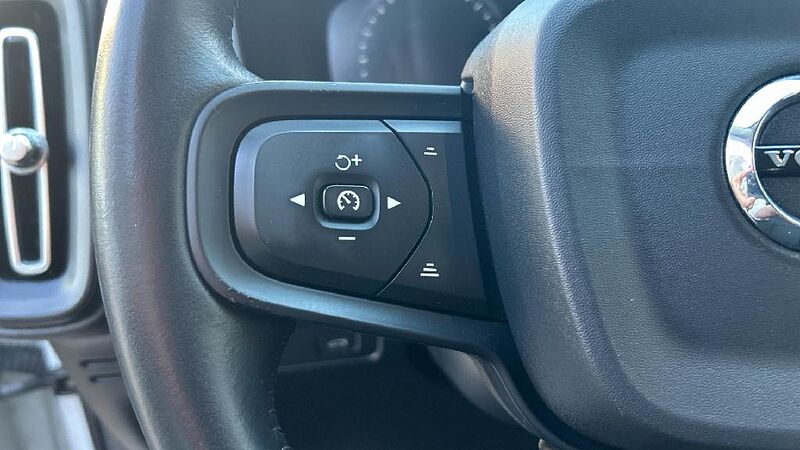 Volvo XC40 1.5 T3 156 5P