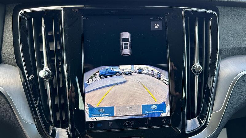 Volvo V60 2.0 T6 RECHARGE CORE AUTO 4WD 350 5P