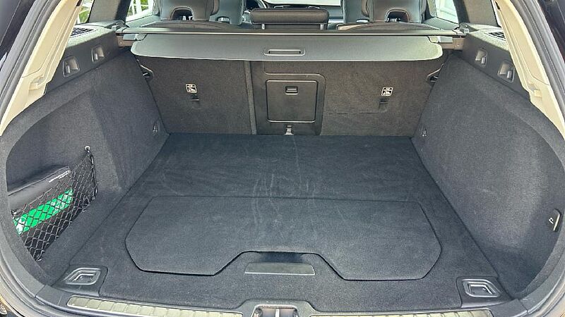 Volvo V60 2.0 T6 RECHARGE CORE AUTO 4WD 350 5P