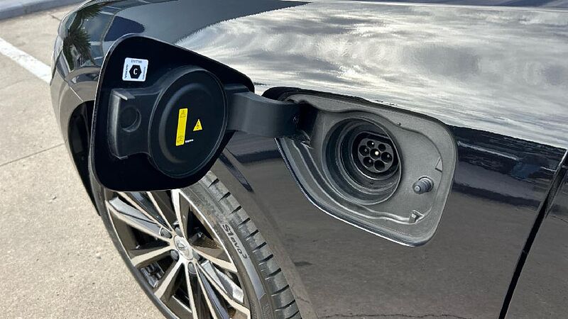 Volvo V60 2.0 T6 RECHARGE CORE AUTO 4WD 350 5P