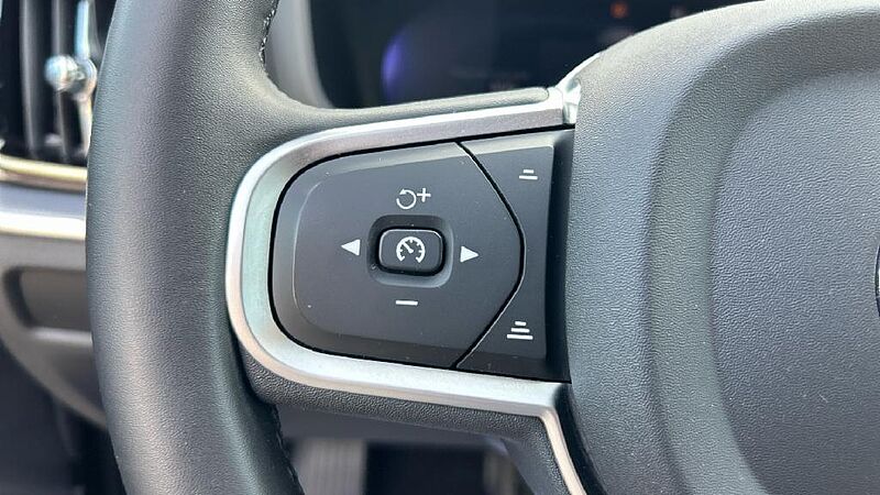 Volvo V60 2.0 T6 RECHARGE CORE AUTO 4WD 350 5P