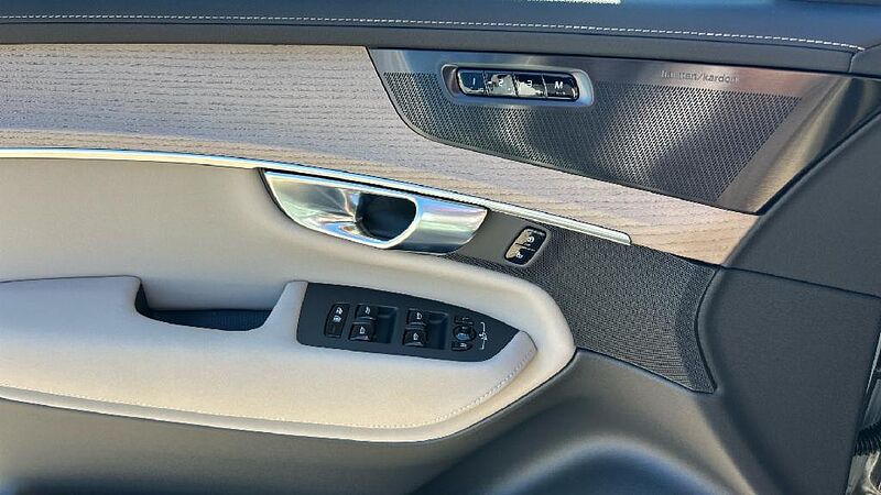 Volvo XC90 2.0 B5 P MHEV PLUS DARK AWD AUTO 250 5P 7 Plazas