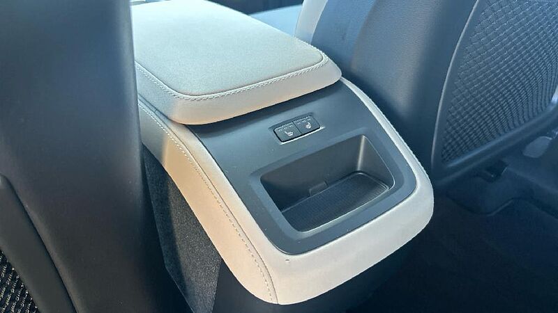 Volvo XC90 2.0 B5 P MHEV PLUS DARK AWD AUTO 250 5P 7 Plazas