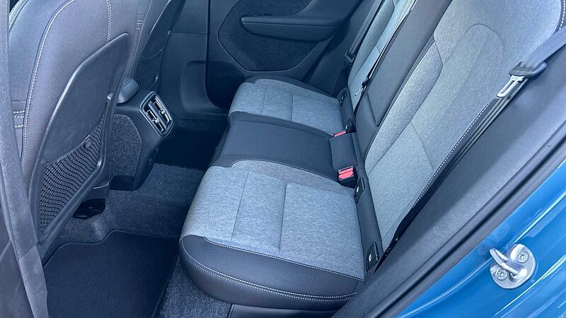 Volvo XC40 2.0 B3 CORE AUTO 163 5P